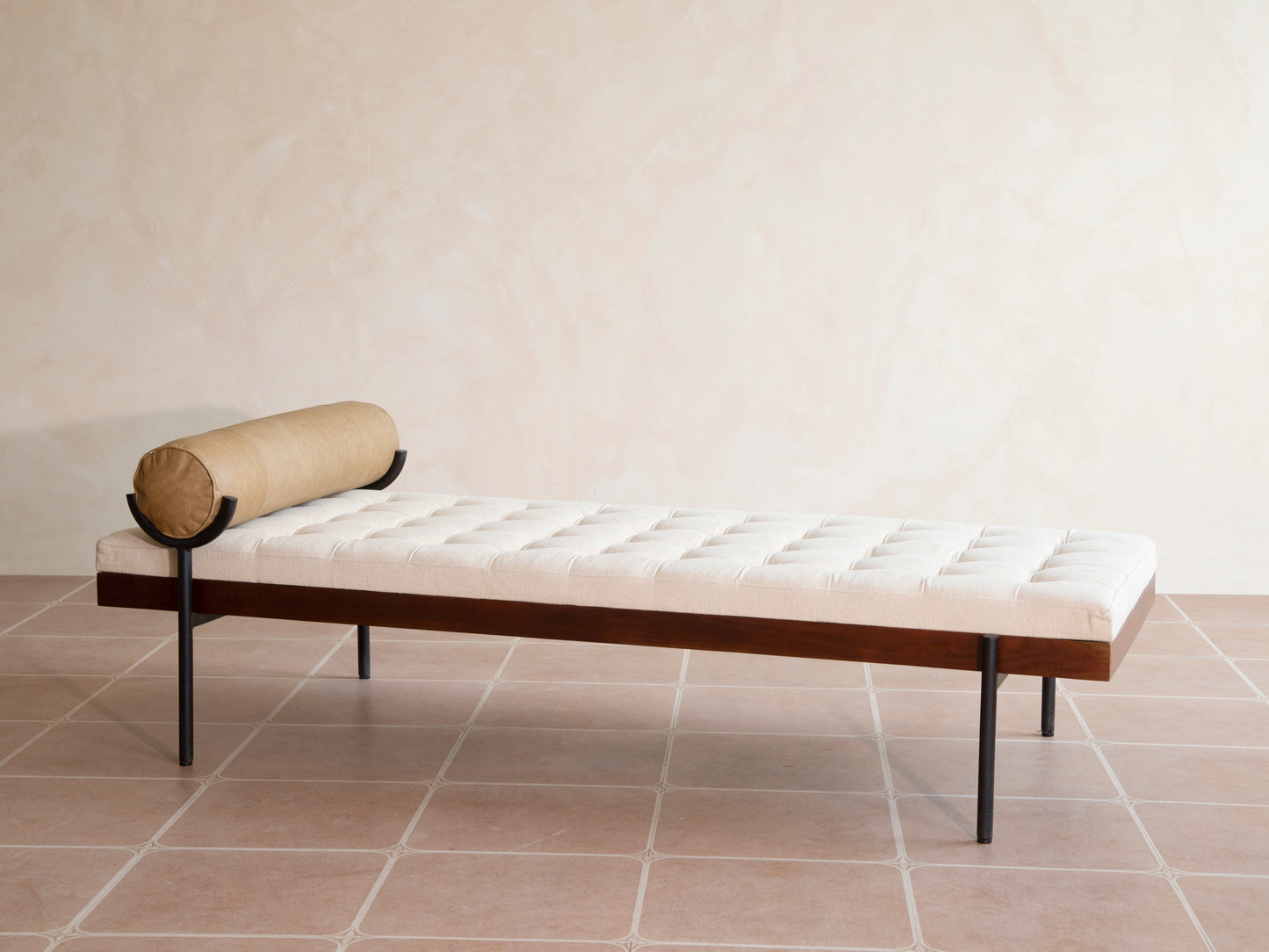 Mikayla Day Bed